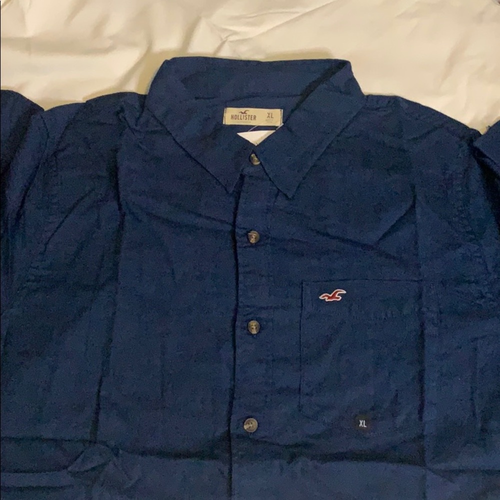 Brand new hollister button up shirt